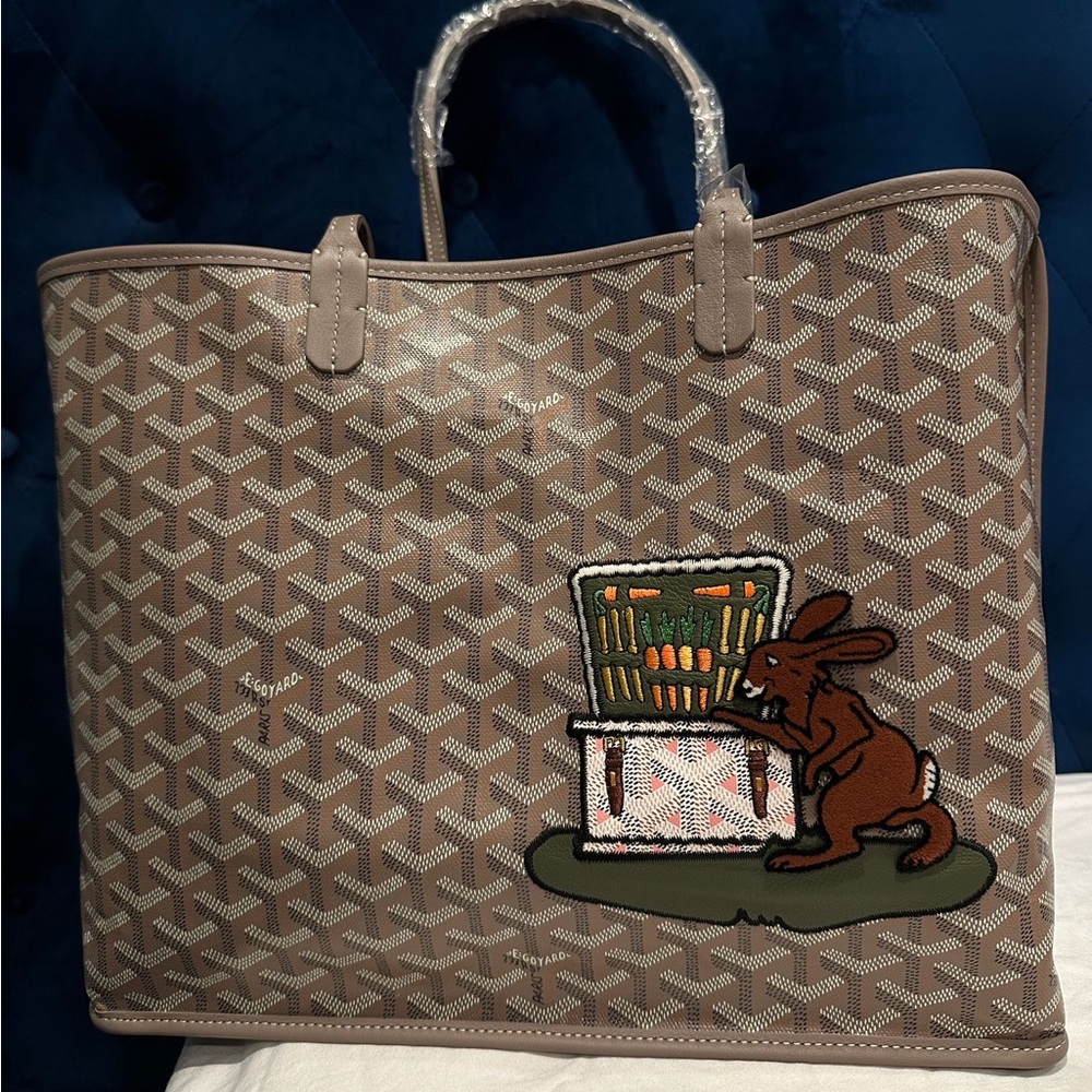 Maison Goyard Anjou PM tote rabbit trunk 2023 limited edition embellished